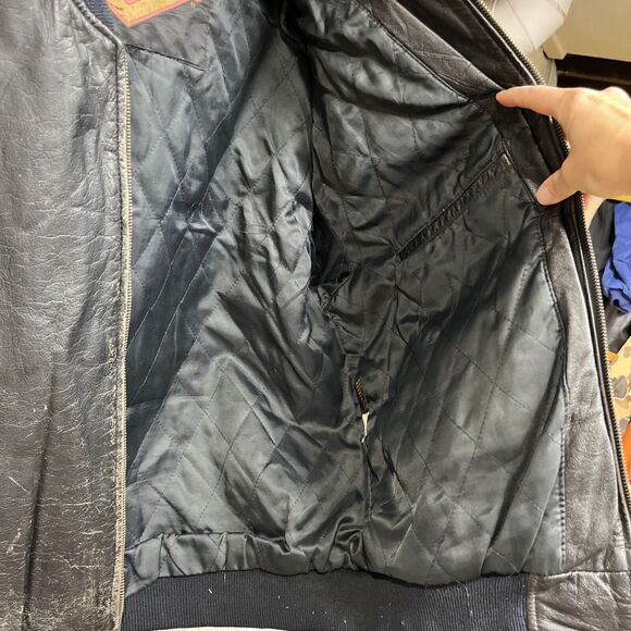 Vintage Weekends Heavily Distressed Faded Soft Leather Bomber Jacket - Picture 9 of 15